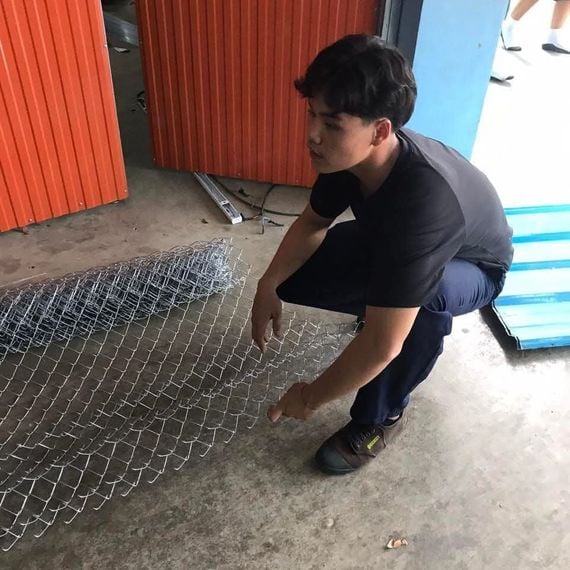 chat looking for friends