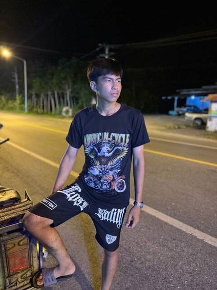 แชท แชทเปิดกล้อง  ที่อยู่  นครศรีธรรมราช