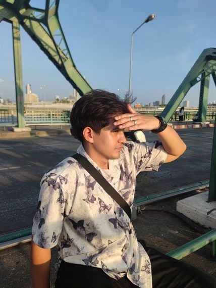 chat looking for friends