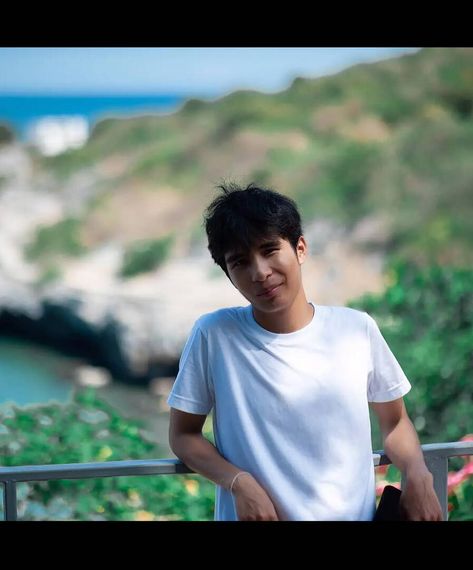 chat find love, chat  from Bangkok