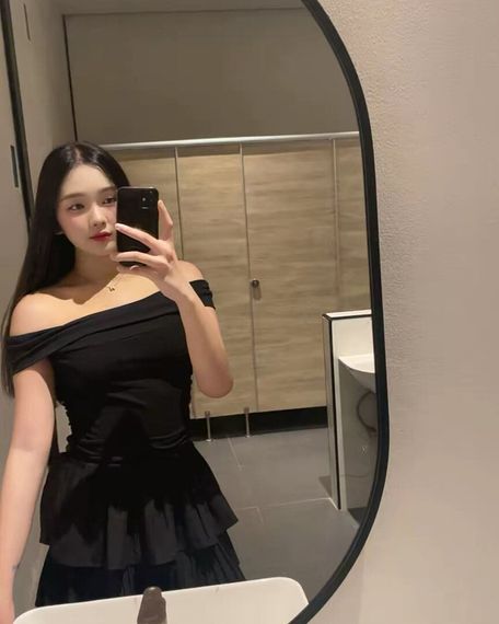 chat chat, single  from Bangkok
