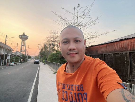 แชท หาเพื่อนคุย  ที่อยู่  นครปฐม