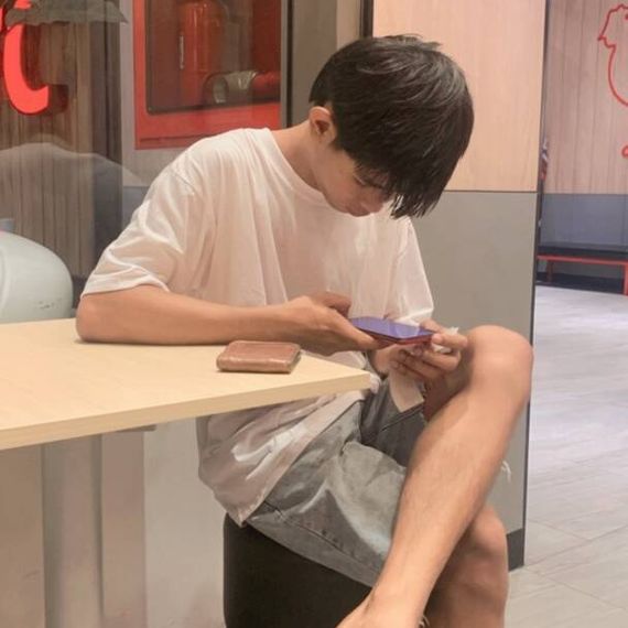 แชท หาเพื่อนคุย, หากิ๊ก 