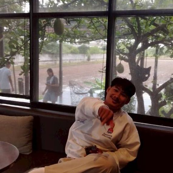 แชท หาเพื่อนคุย, หากิ๊ก 