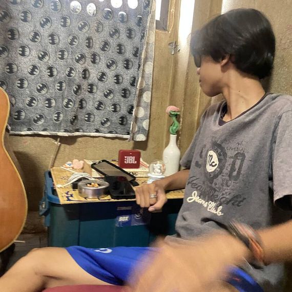 แชท หาเพื่อนคุย, โสด 