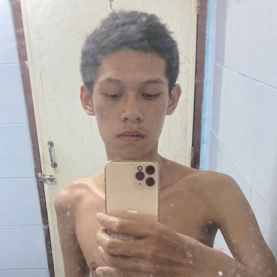 แชท โสด  ที่อยู่ กรุงเทพมหานคร