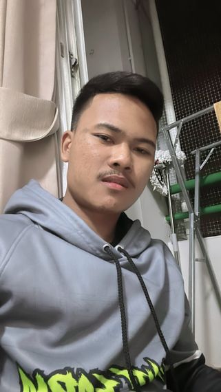 chat find love, single  from Bangkok