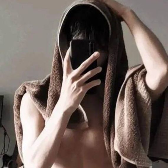 แชท หาเพื่อนคุย, โสด 