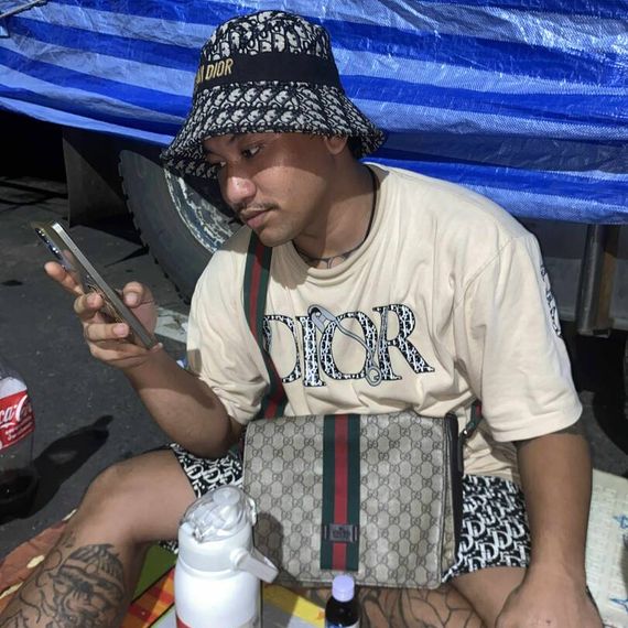 แชท หาเพื่อนคุย, แชทเปิดกล้อง  ที่อยู่  นครปฐม