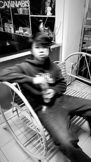 แชท หาเพื่อนคุย, โสด 