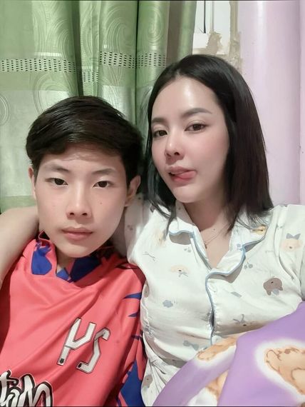 แชท หาเพื่อนคุย, โสด 