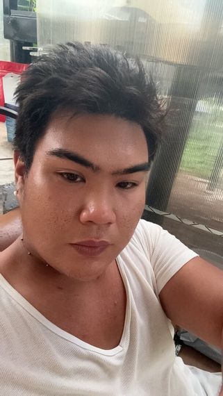 แชท หาเพื่อนคุย  ที่อยู่  ชลบุรี