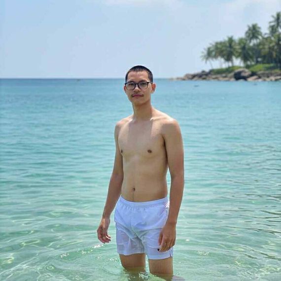 แชท หาแฟน, หาเพื่อนเที่ยว  ที่อยู่ กรุงเทพมหานคร