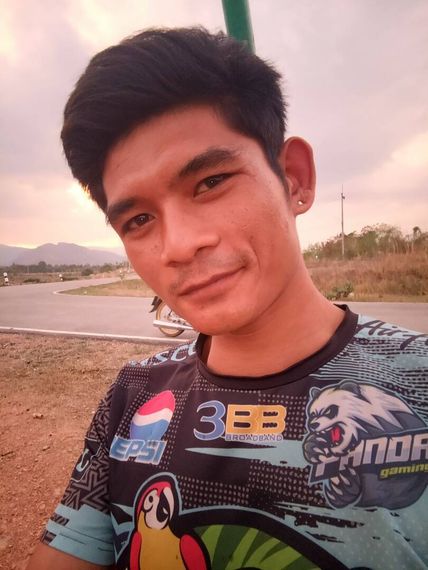 แชท หากิ๊ก 