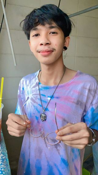แชท หากิ๊ก, โสด 