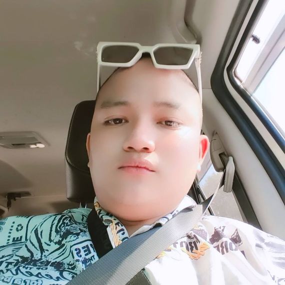 แชท หาเพื่อนคุย, หาเพื่อนเที่ยว  ที่อยู่  ชลบุรี