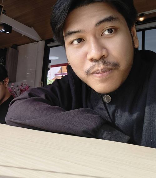 แชท หาเพื่อนคุย, โสด 