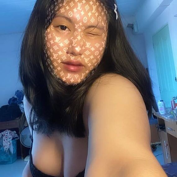 แชท หาเพื่อนคุย, โสด
