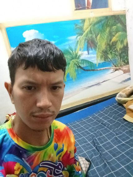 แชท หาแฟน, โสด 
