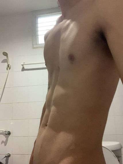 แชท หาเพื่อนคุย, โสด