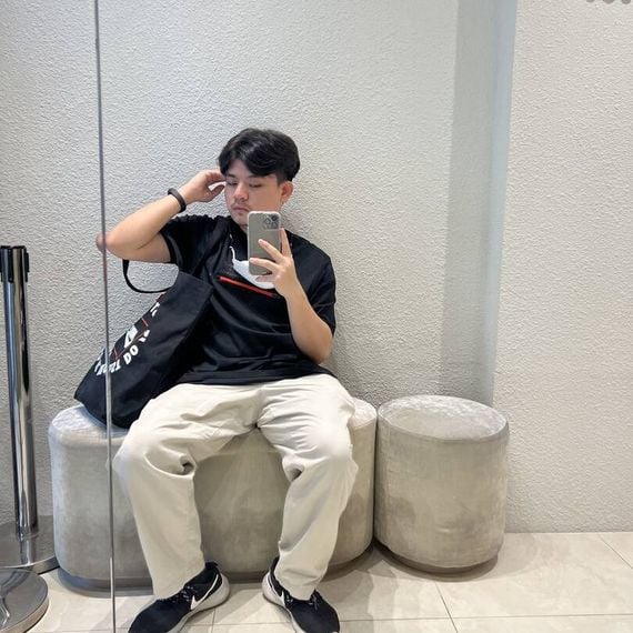 แชท หาเพื่อนคุย, โสด