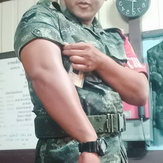 แชท หากิ๊ก 