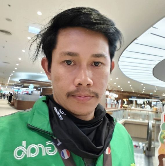 แชท โสด  ที่อยู่ กรุงเทพมหานคร