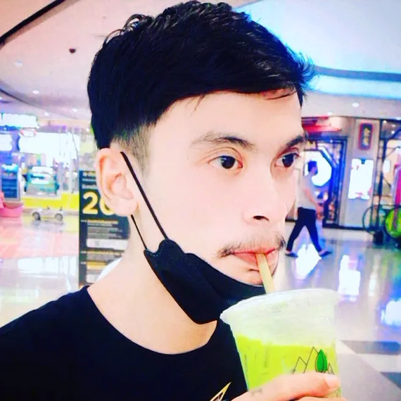 แชท หาแฟน, โสด