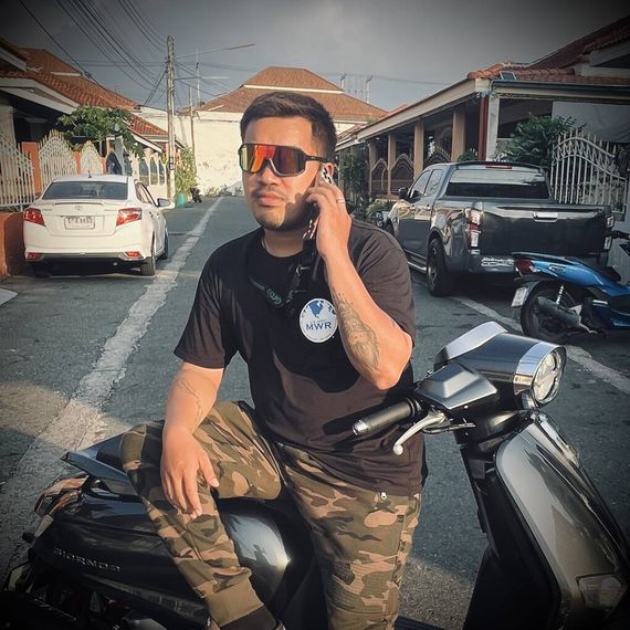 แชท แชทเปิดกล้อง  ที่อยู่  ชลบุรี