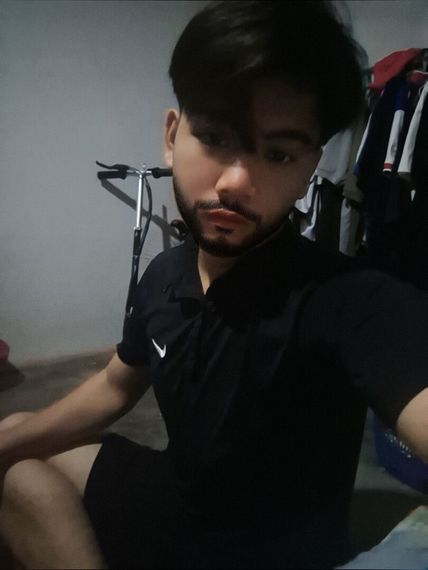 chat looking for friends  from Pathum Thani