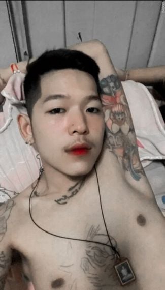 chat find love, chat  from Bangkok