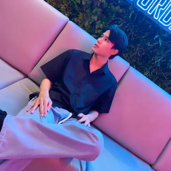 แชท หาเพื่อนเที่ยว, หากิ๊ก  ที่อยู่ กรุงเทพมหานคร