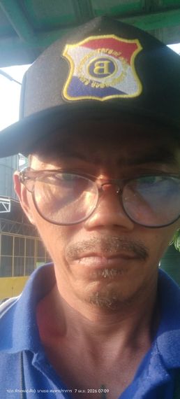 chat looking for friends  from Chon Buri