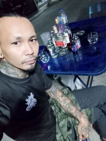 chat looking for friends  from Bangkok