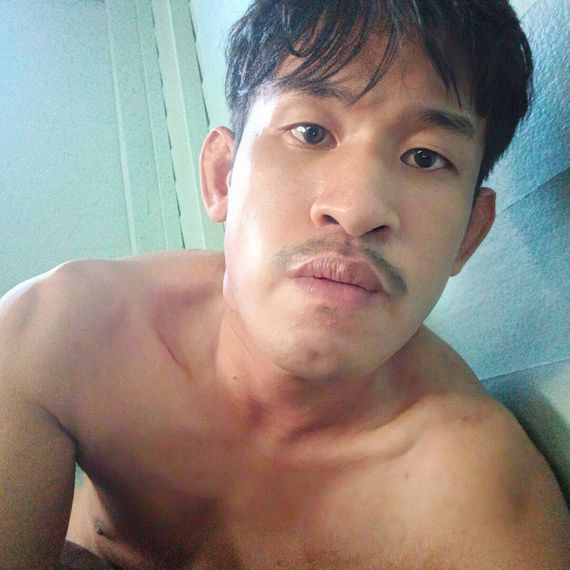 chat looking for friends  from Chachoengsao