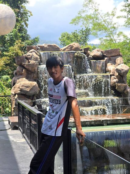 แชท หากิ๊ก  ที่อยู่ กรุงเทพมหานคร