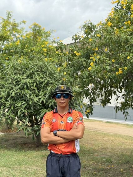 chat hangout  from Samut Sakhon