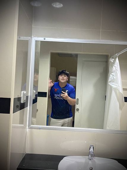 chat chat, single  from Bangkok