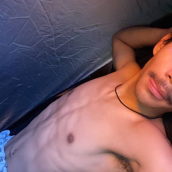 แชท หาเพื่อนคุย, โสด 