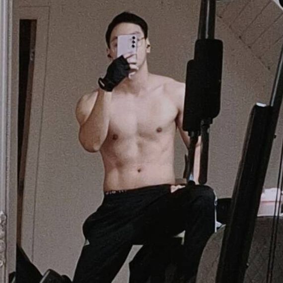 แชท หาเพื่อนคุย, หากิ๊ก 