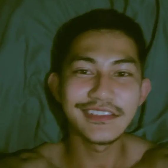 แชท หาเพื่อนคุย, โสด 