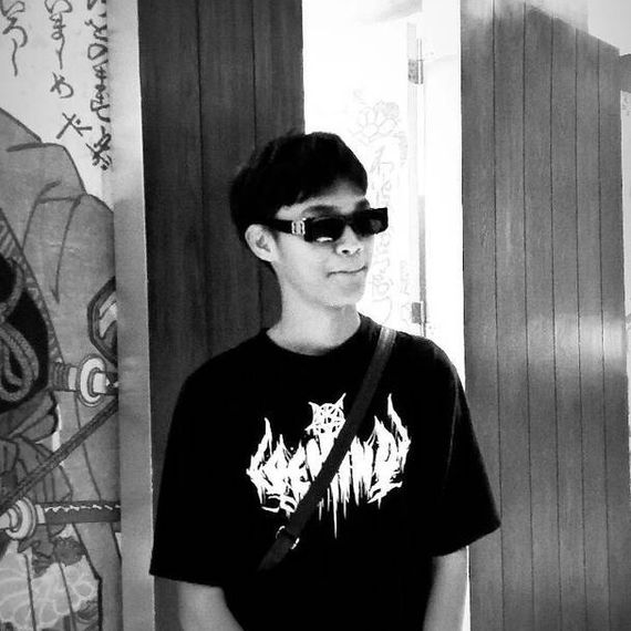 แชท หากิ๊ก, โสด  ที่อยู่  ชลบุรี