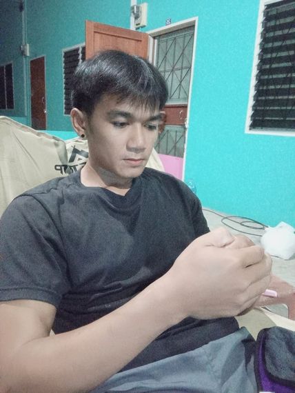 แชท หากิ๊ก, โสด 