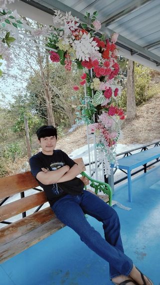 chat looking for friends