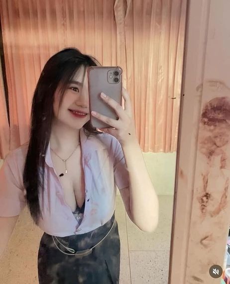แชท หากิ๊ก, โสด