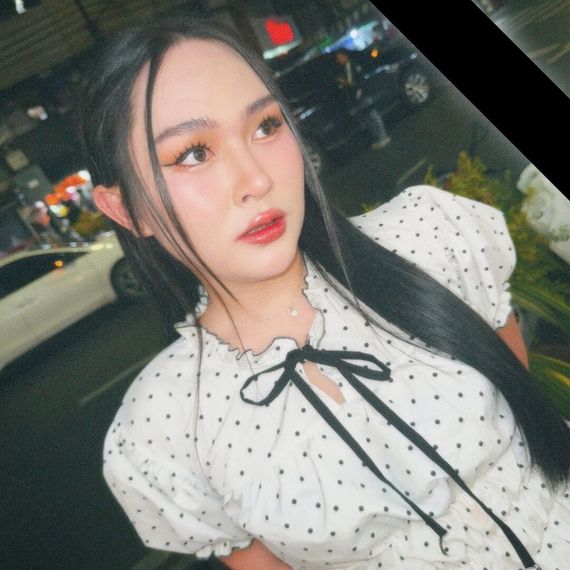 chat find love, date  from Bangkok