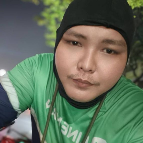 แชท หากิ๊ก  ที่อยู่ กรุงเทพมหานคร