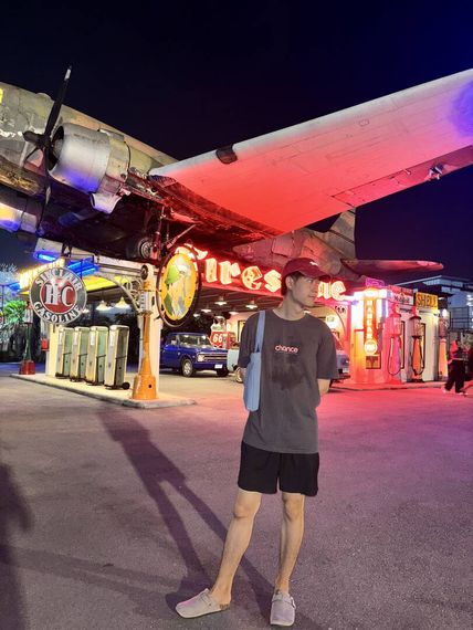 แชท หาเพื่อนคุย, หาเพื่อนเที่ยว  ที่อยู่ กรุงเทพมหานคร