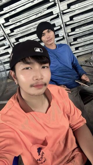 chat looking for friends
