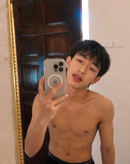 แชท หาเพื่อนเที่ยว, หากิ๊ก 
